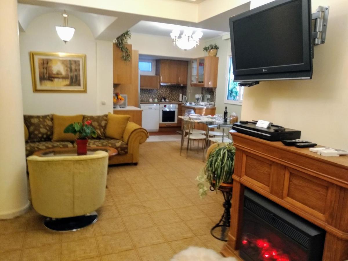 Wonderful Playroom Apartment Ateny Zewnętrze zdjęcie