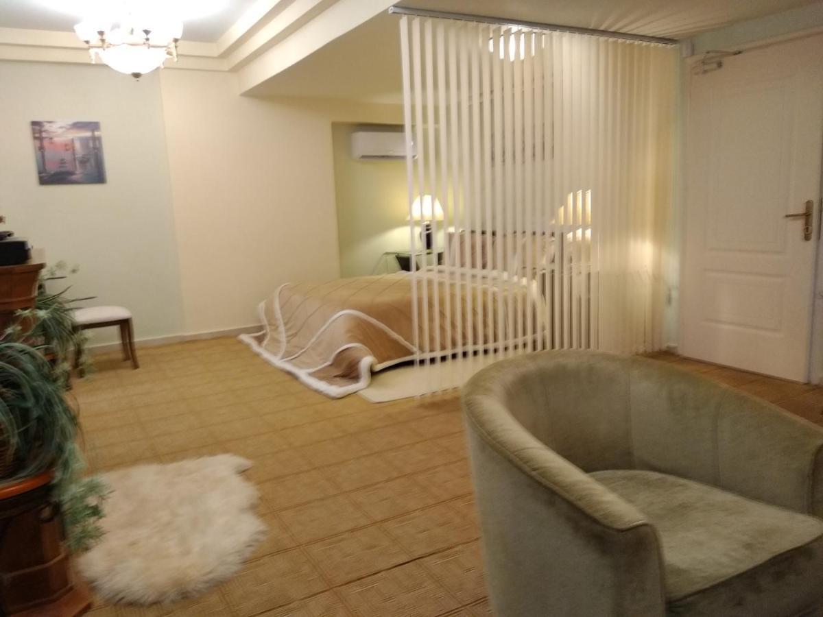 Wonderful Playroom Apartment Ateny Zewnętrze zdjęcie